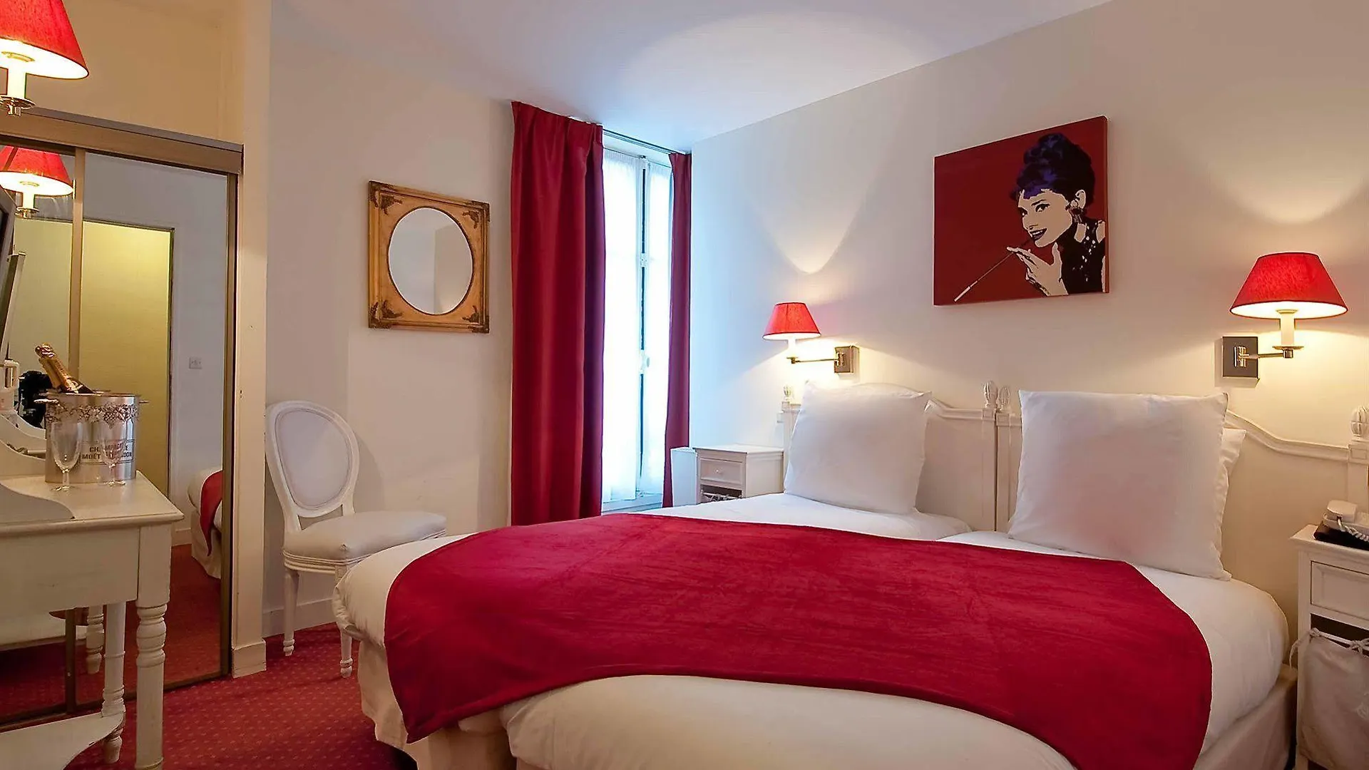 Aston 3* Paris