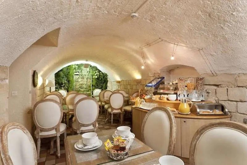 Hotel Aston 3*
