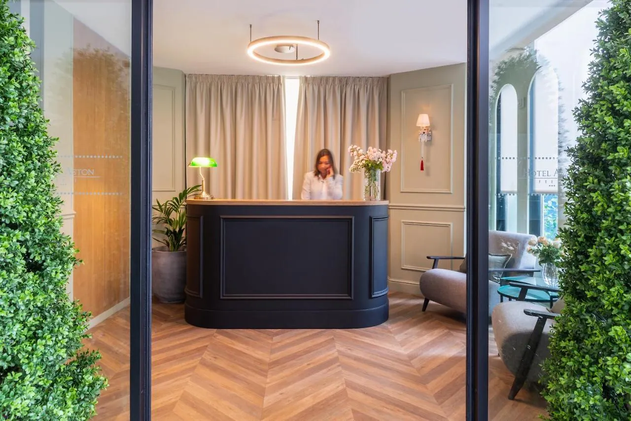 Aston Hotel Parijs
